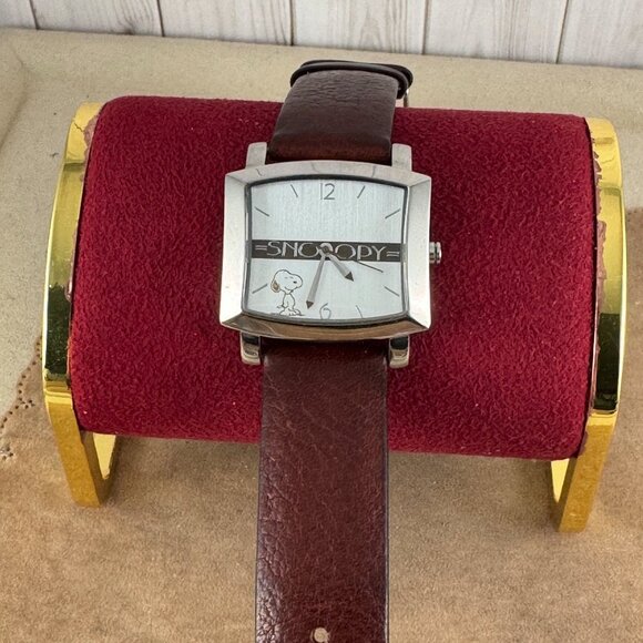 Vintage Fossil Snoopy limited edition #0471/2000 watch brown strap main image 7